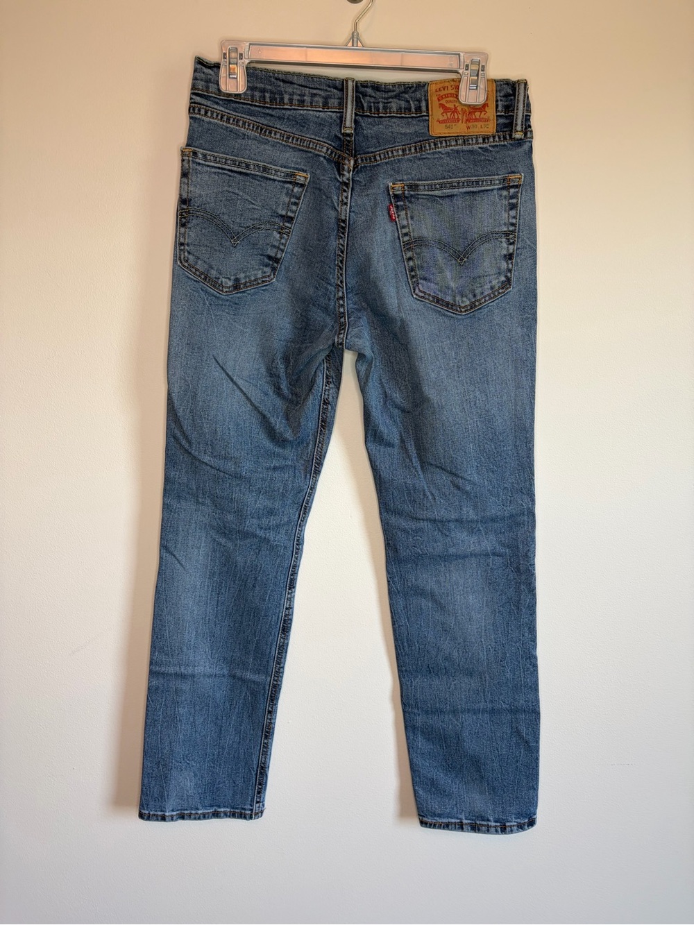 Levi's 541 Athletic Taper Stretch Jeans Medium Wash 30x32 Mens Denim - Picture 7 of 7